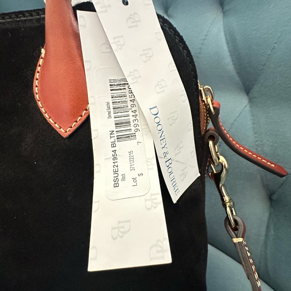 Dooney & Bourke bag. Brand new with tags!100% authentic. - Picture 4 of 10